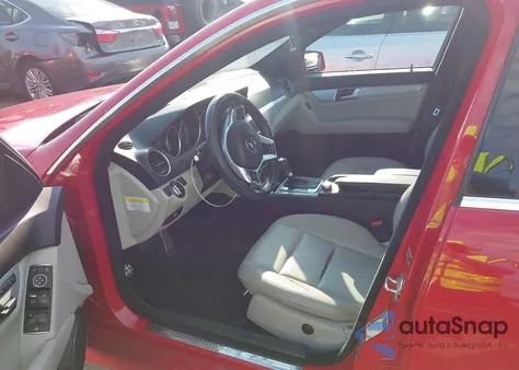 2013 Mercedes-Benz C 300 Sport 4Matic from USA, damaged, VIN WDDGF8AB3DR258595